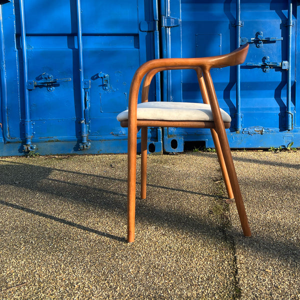Set of 4 Mid Century Modern Wooden Walnut Colour Dining Chair